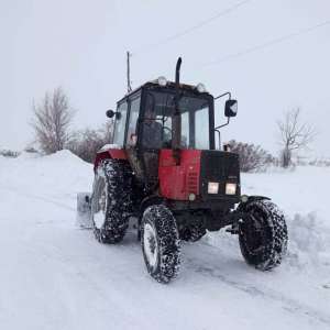 снег трактор